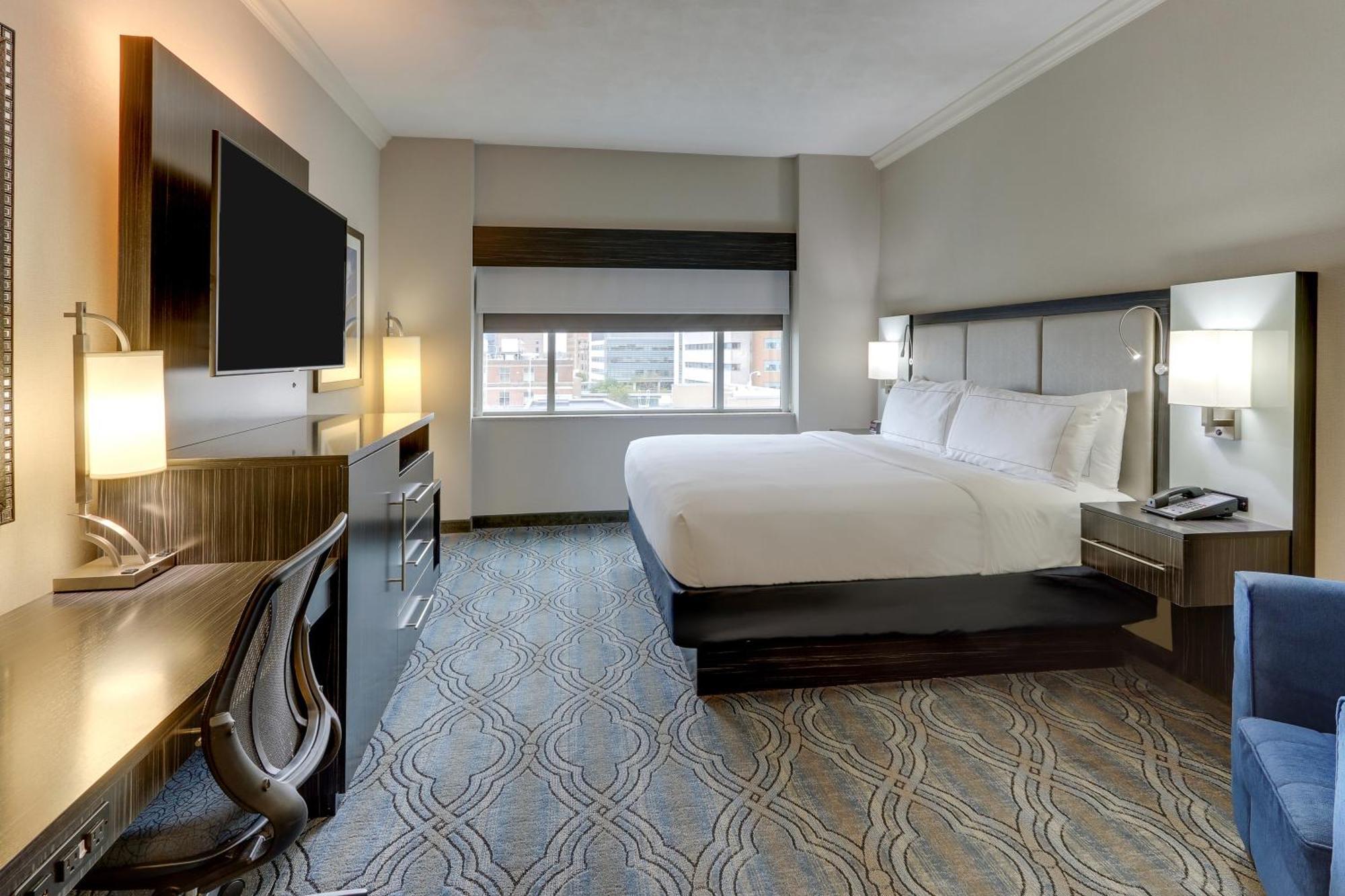 Hotel Doubletree By Hilton Forest Park