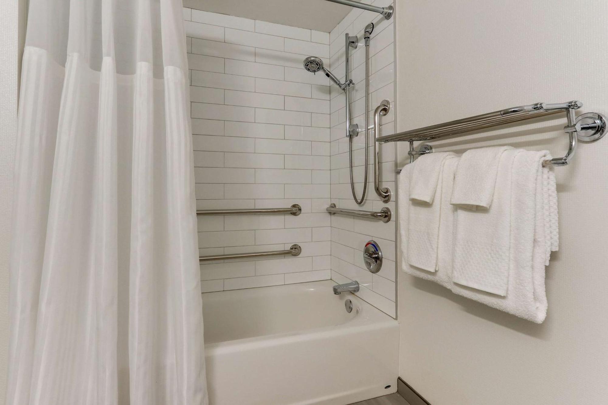 Doubletree By Hilton Forest Park Hotel Saint Louis