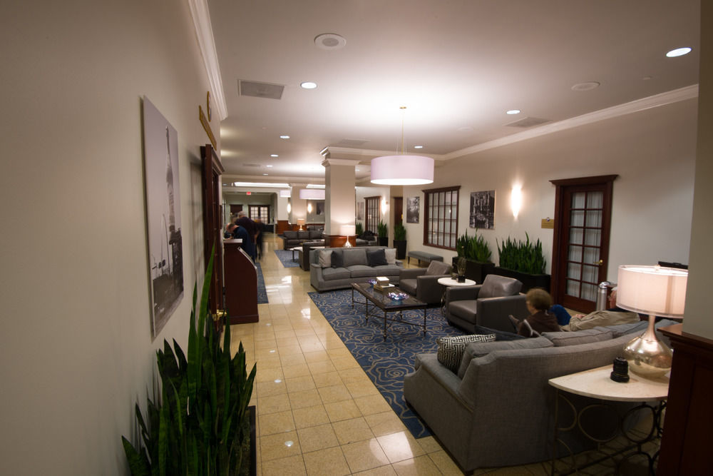 Hotel Doubletree By Hilton Forest Park 4*