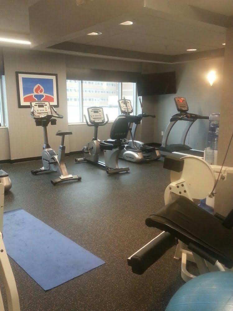 Doubletree By Hilton Forest Park