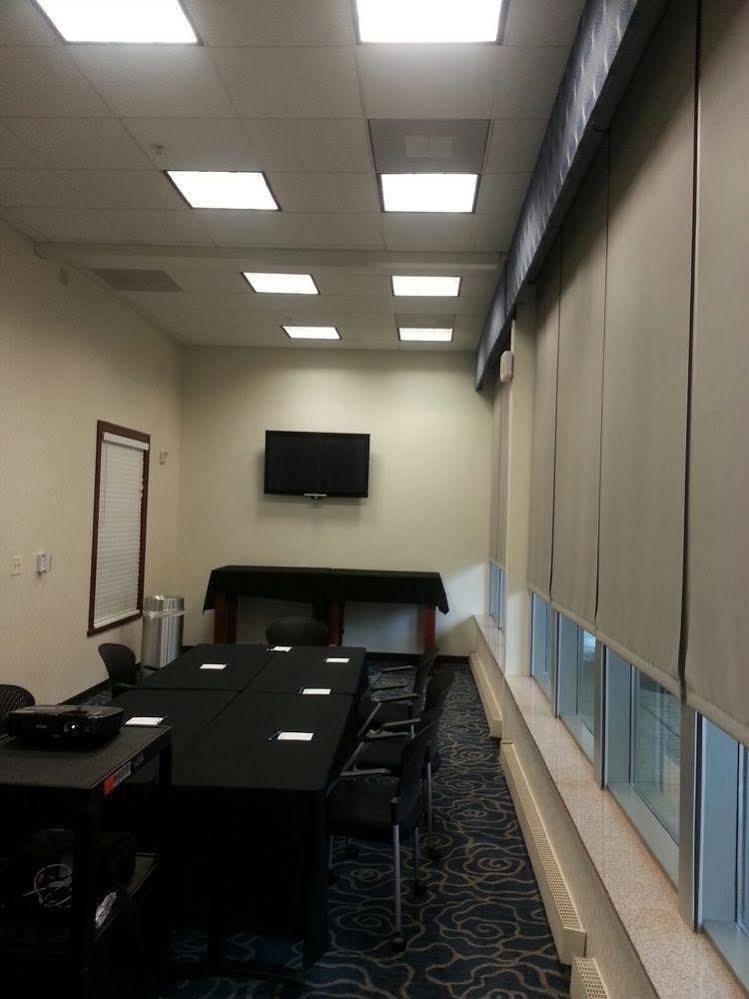 Doubletree By Hilton Forest Park Hotel Saint Louis